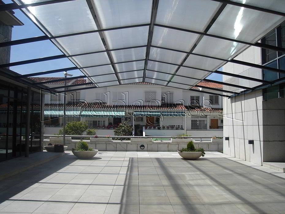 Polycarbonate Mobile Roofs